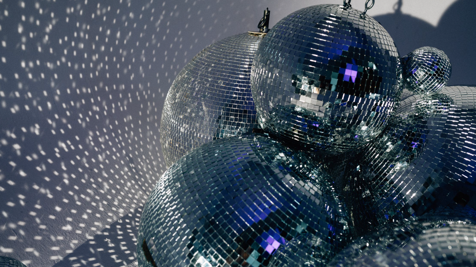 What to wear to the Renaissance Tour