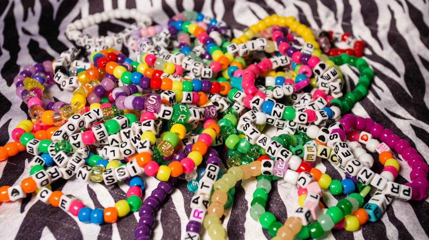 5 Knots Every Kandi Kid Should Know