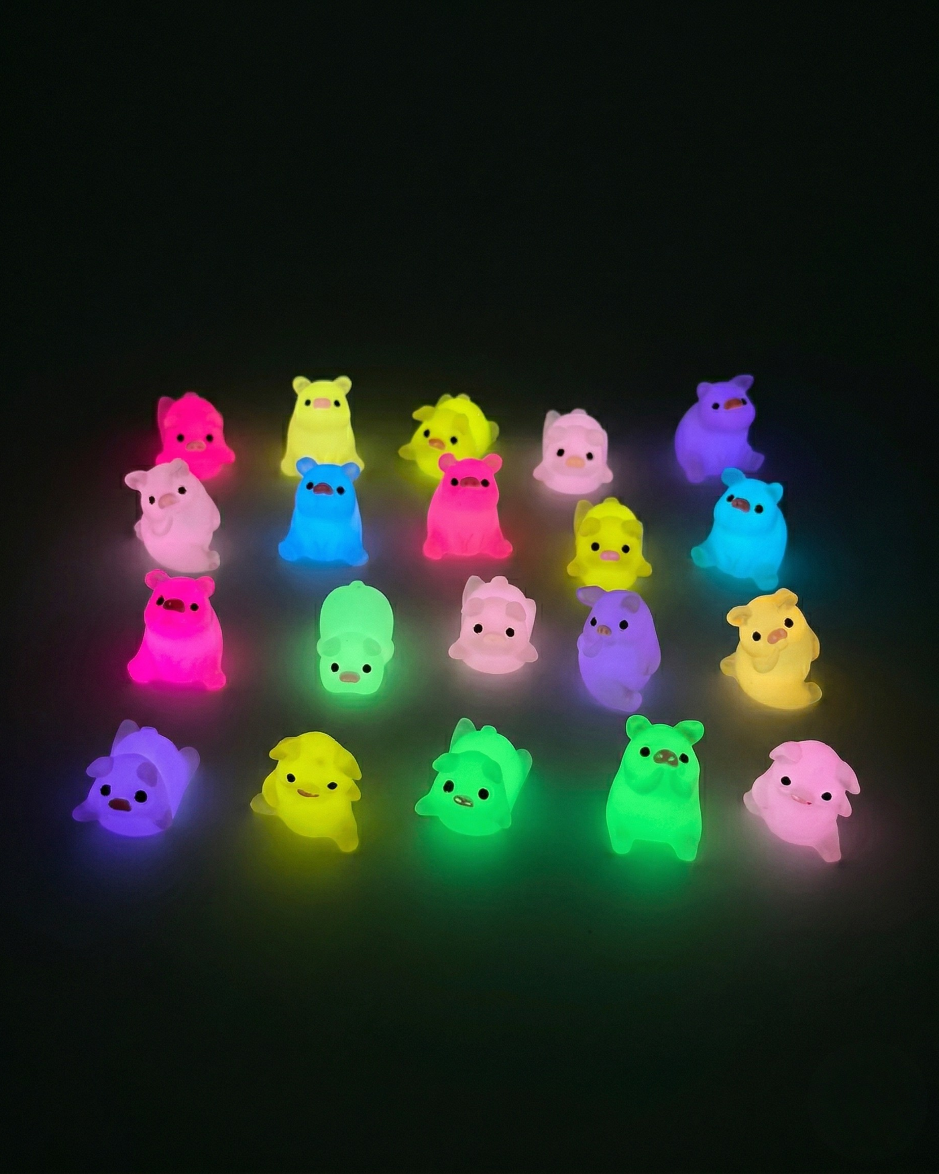 GlowintheDarkPigletsTrinketSet_2