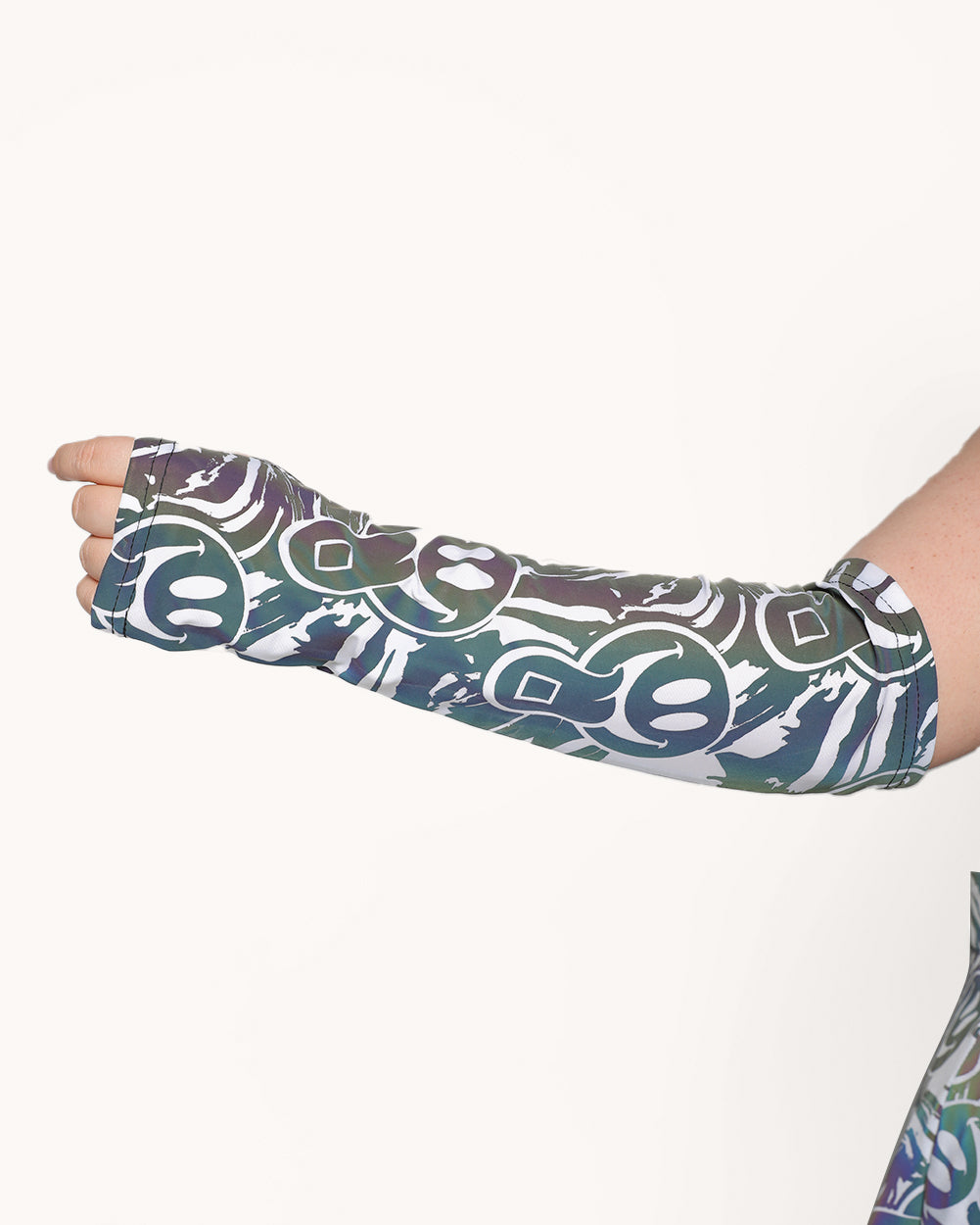 Happy Hour White Reflective Sleeve & Boot Cover Set - Image 31868655993015