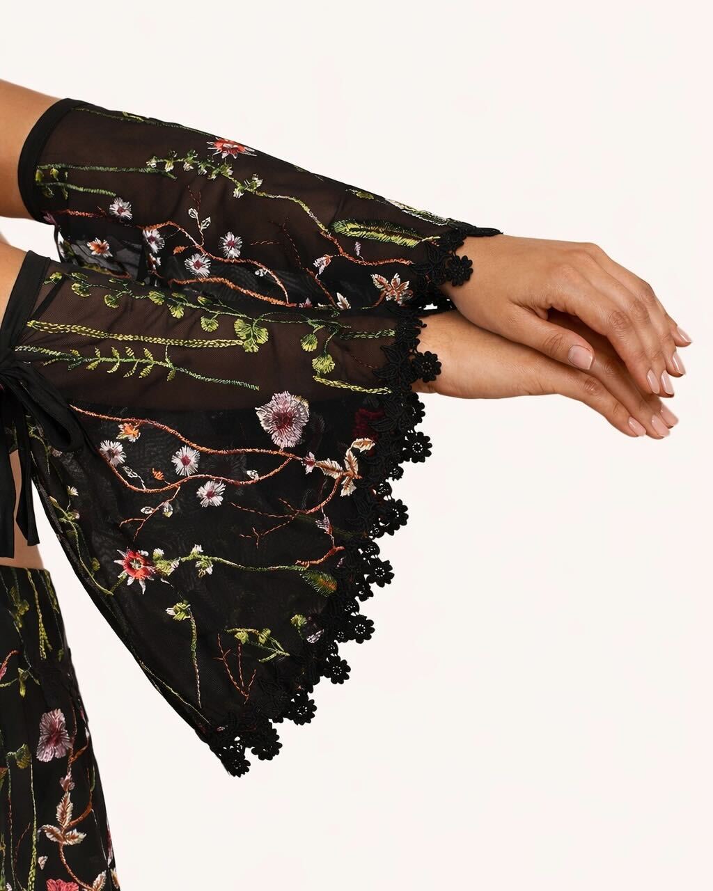 Lace Flowerfields Stretch Sleeves - Image 34830784889015