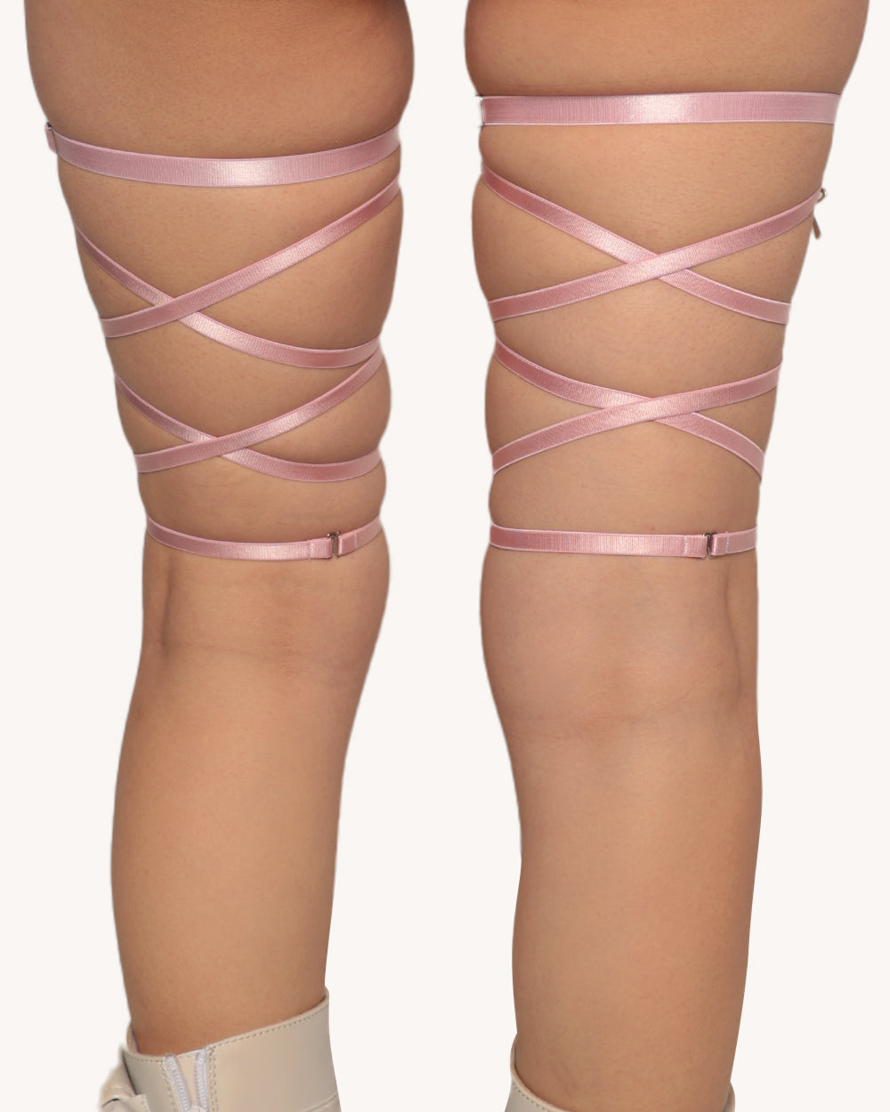 Meet Cute Bow Charm Pair Leg Wraps - Image 1