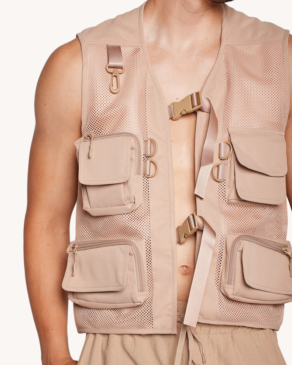 Off-Grid Utility Vest - Image 1