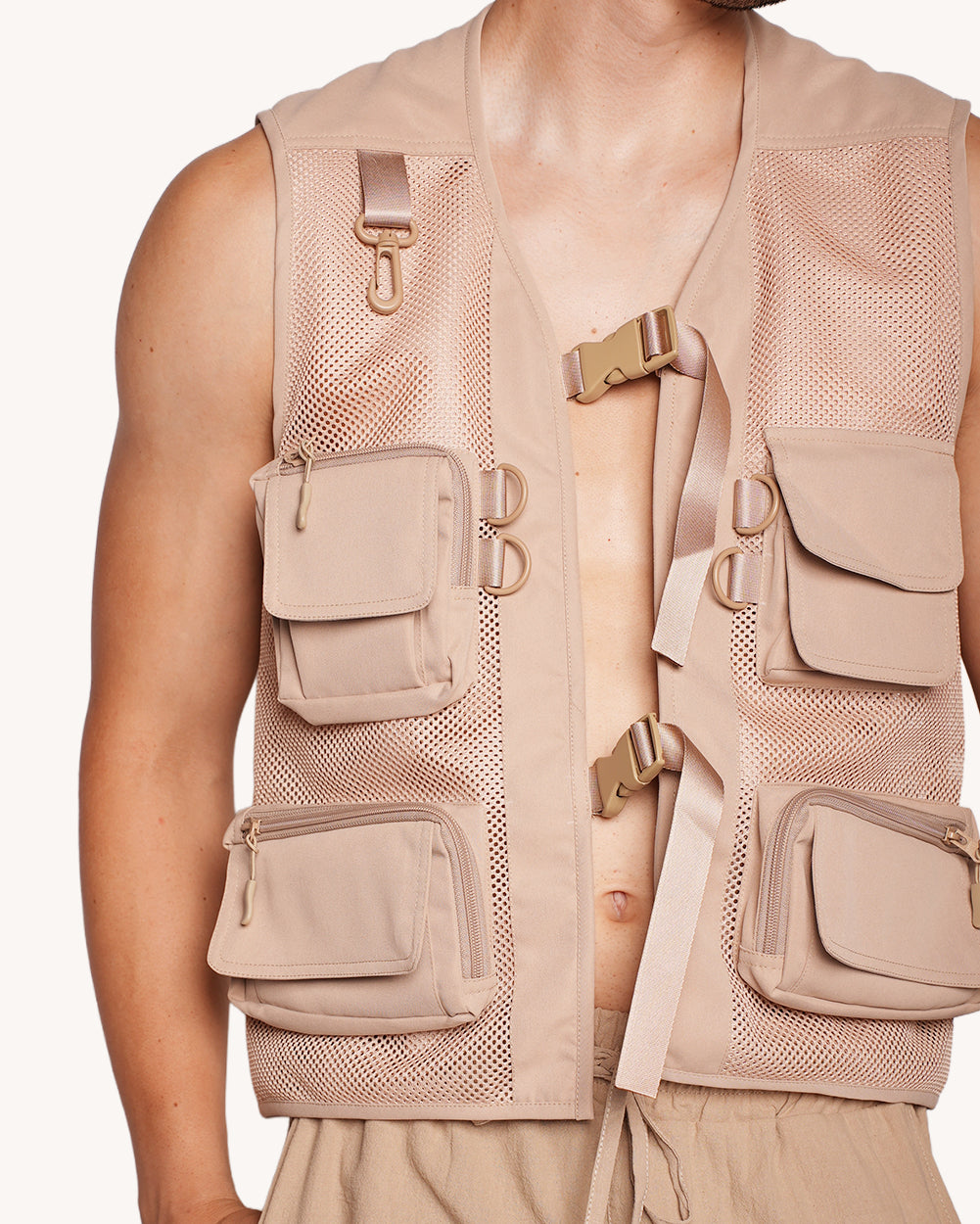Off-Grid Utility Vest - Image 37058258698423
