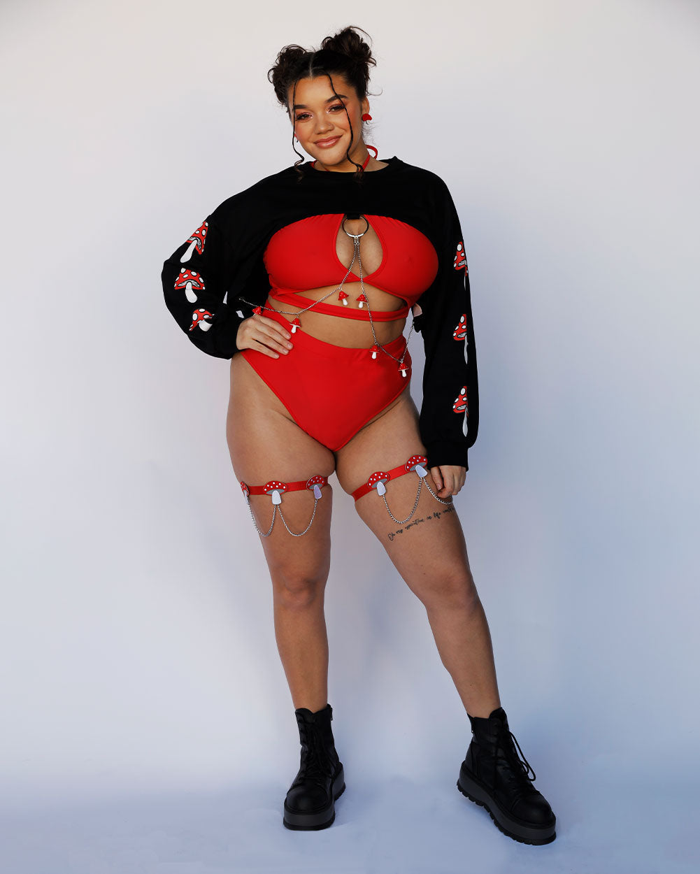 Shroomy Chain Leg Garters-Black/Red-Full 2