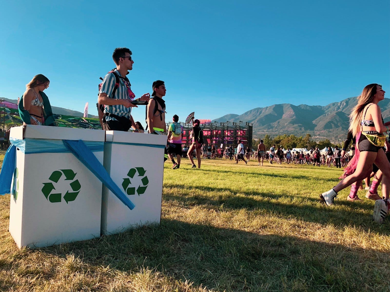 How to Stay Eco Friendly at  Festivals