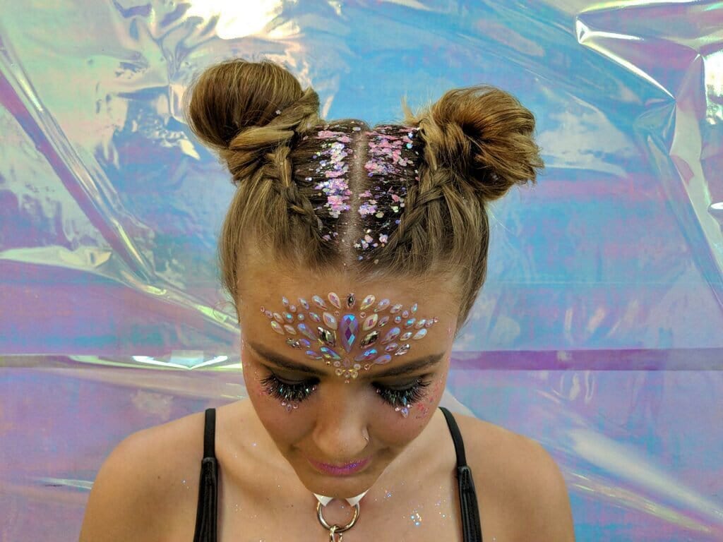 Glitter Roots Festival Hair How-To & Inspiration