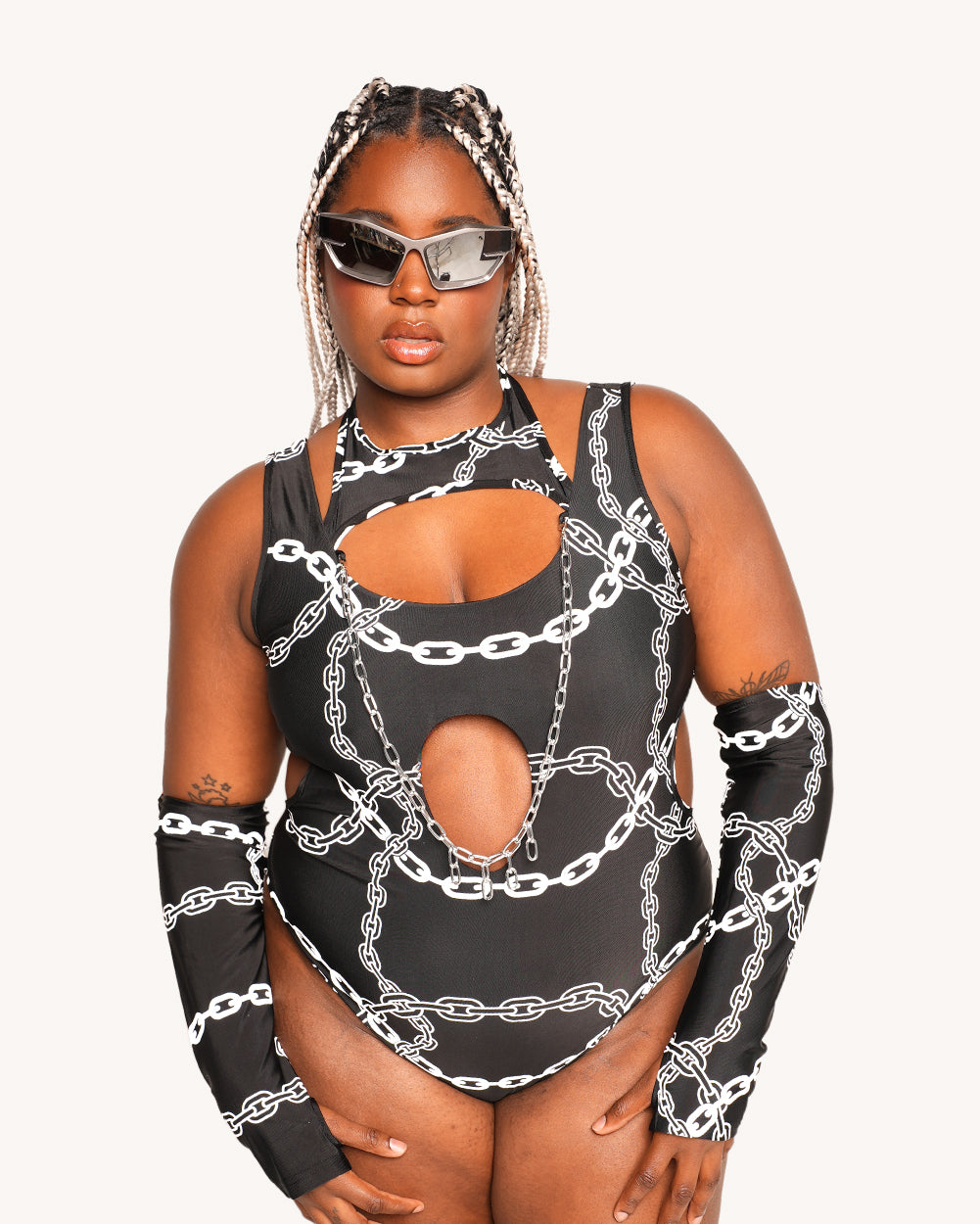 Power Surge Silver Reflective Chain Bodysuit & Sleeve Set - Image 5