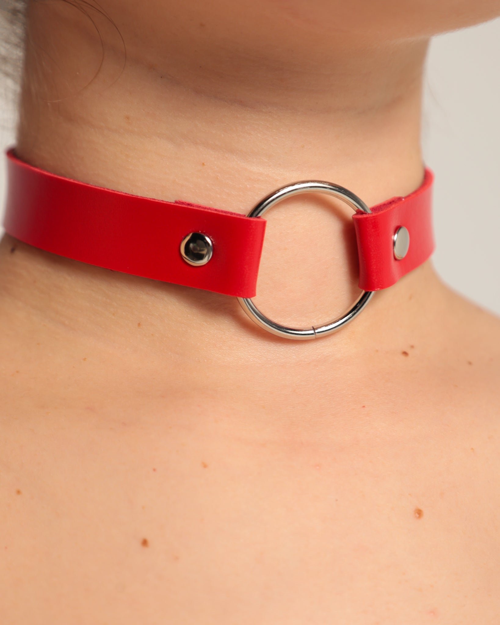 Y2K Nostalgia Faux Leather Choker With Mini Ring-Red-Regular-Front--Model---S