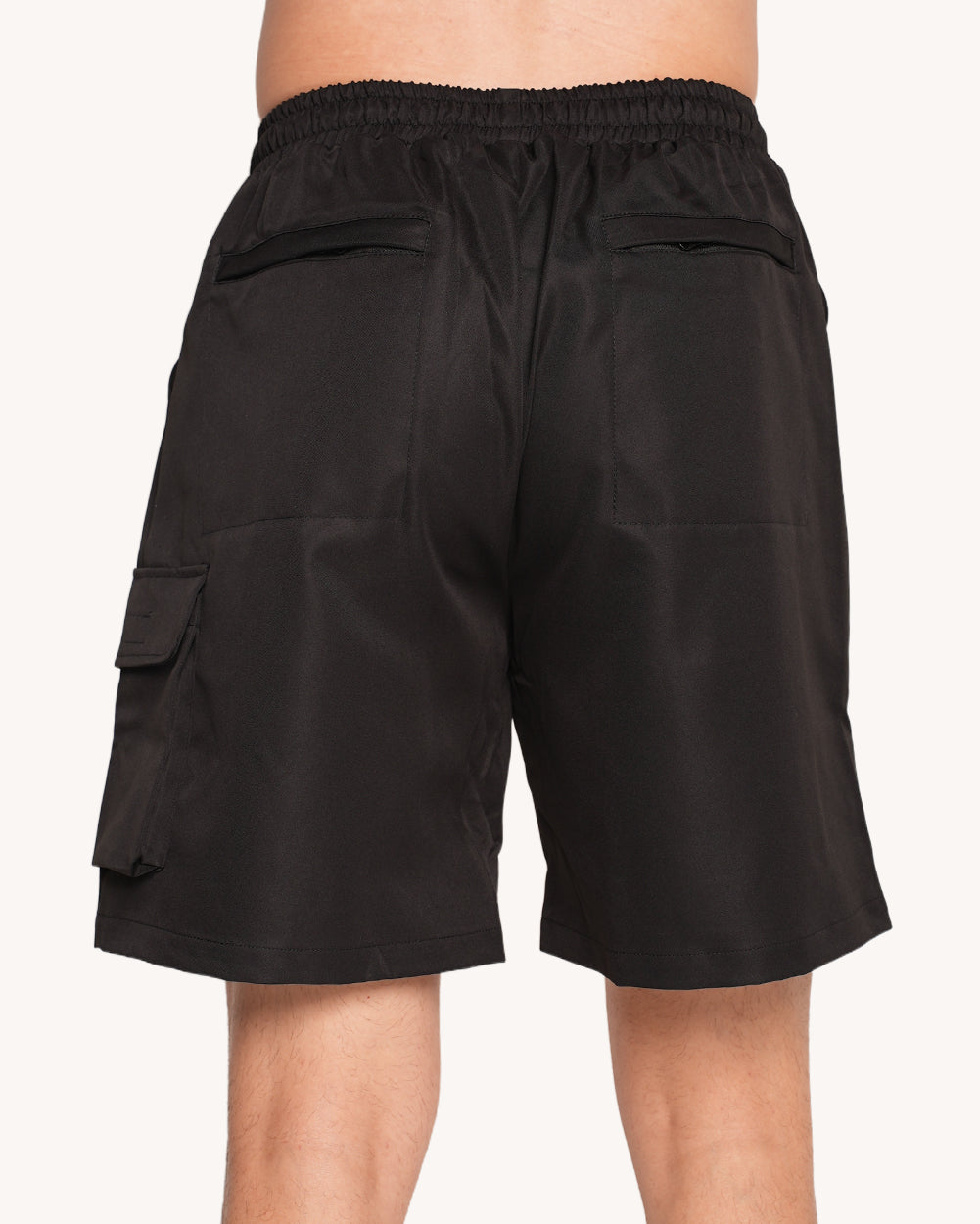 404 Error Men's Shorts - Image 1