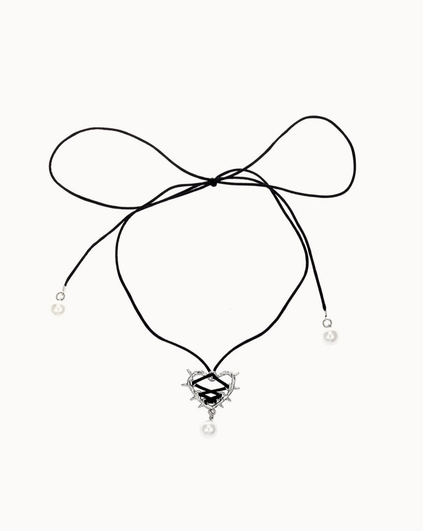 Thorny Heart Choker-Black/Silver-Regular-Mock--Model---S