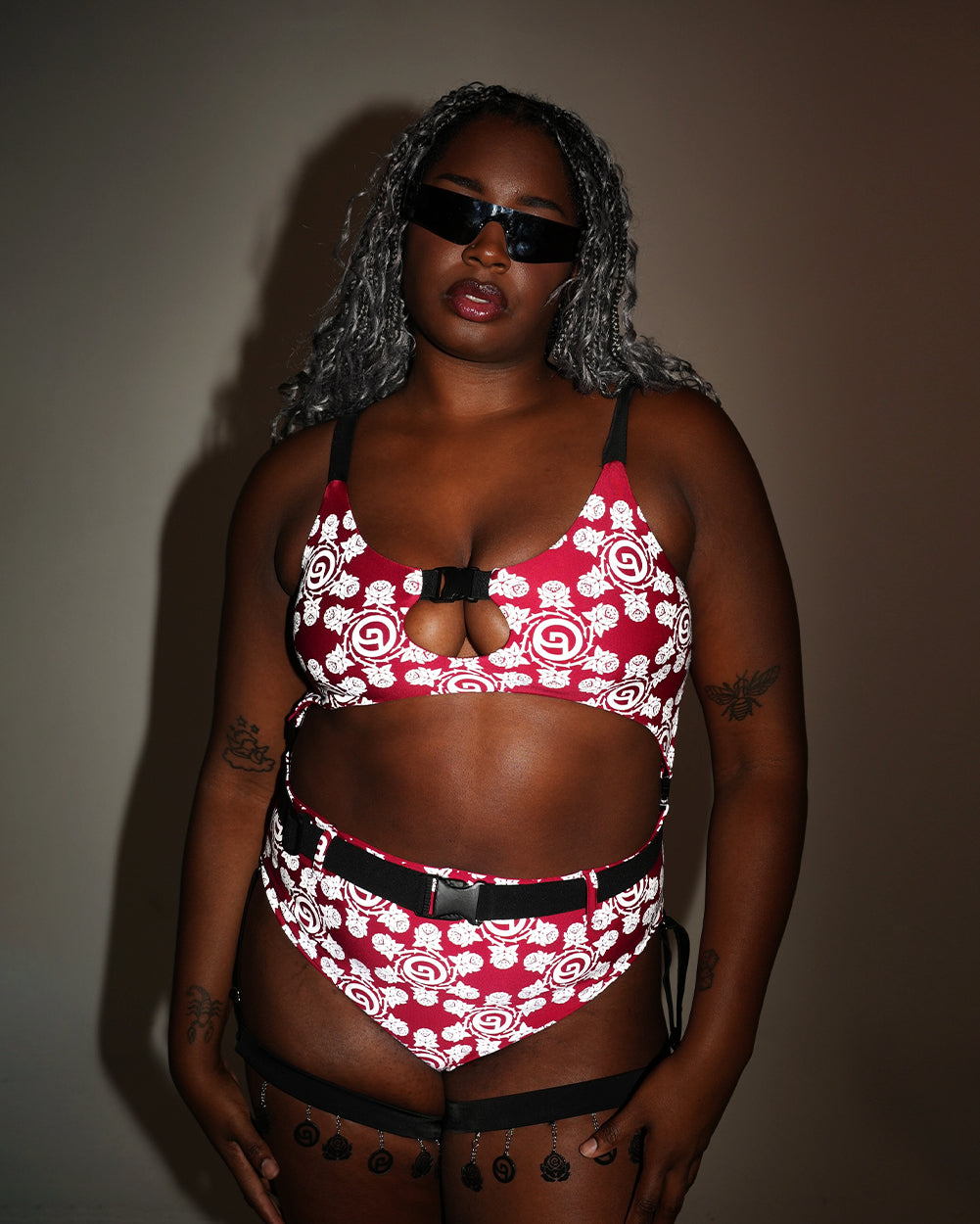Deorro x iHR Silver Reflective Bodysuit - Image 10