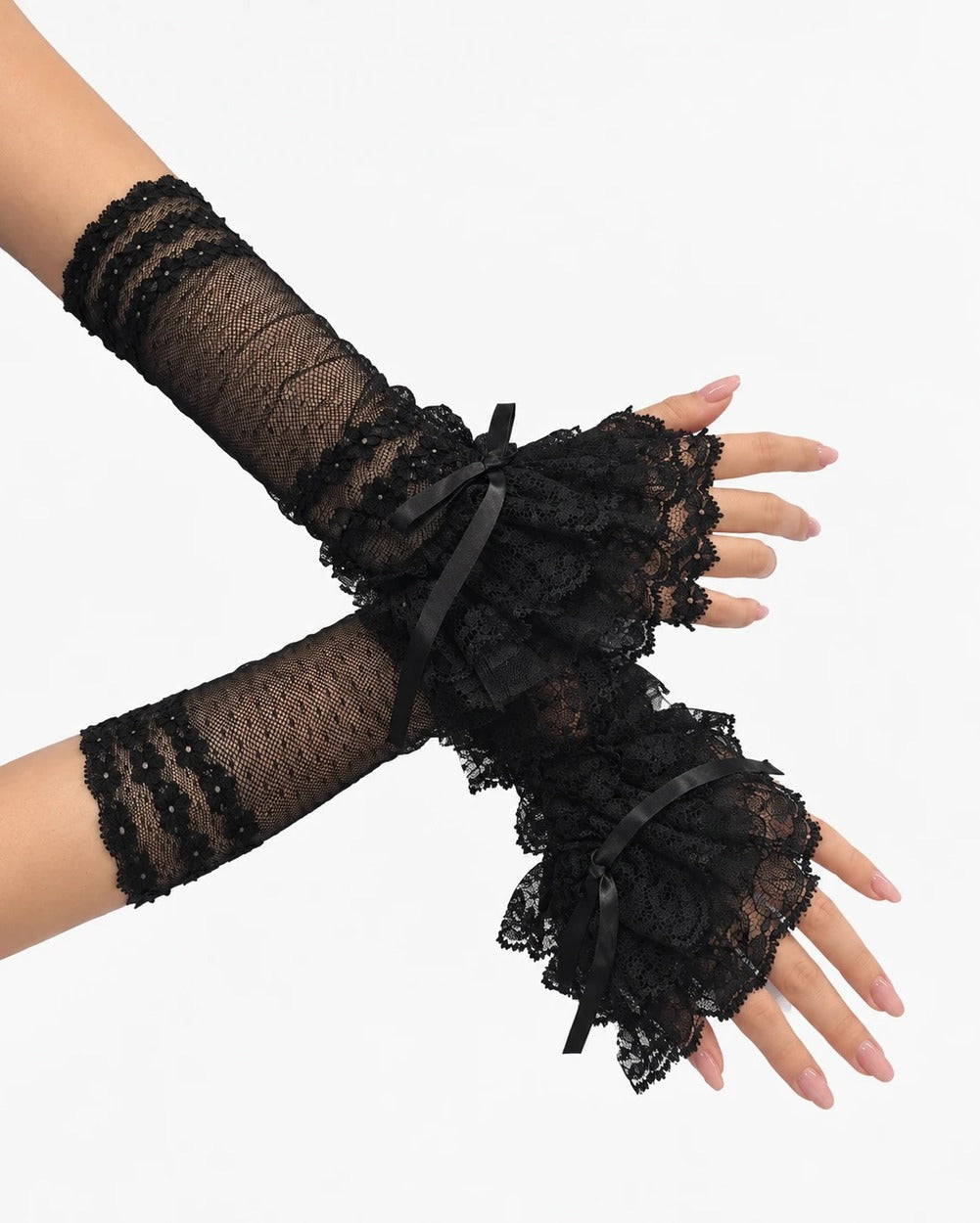 Dollhouse Lace Ruffle Gloves