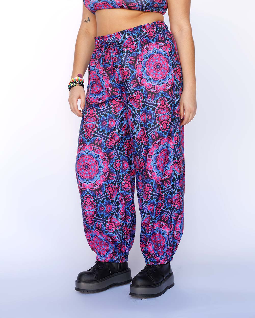 Dreamwave Harem Pants-Black/Pink/Purple-Side--Makayla3---1X-Curve1