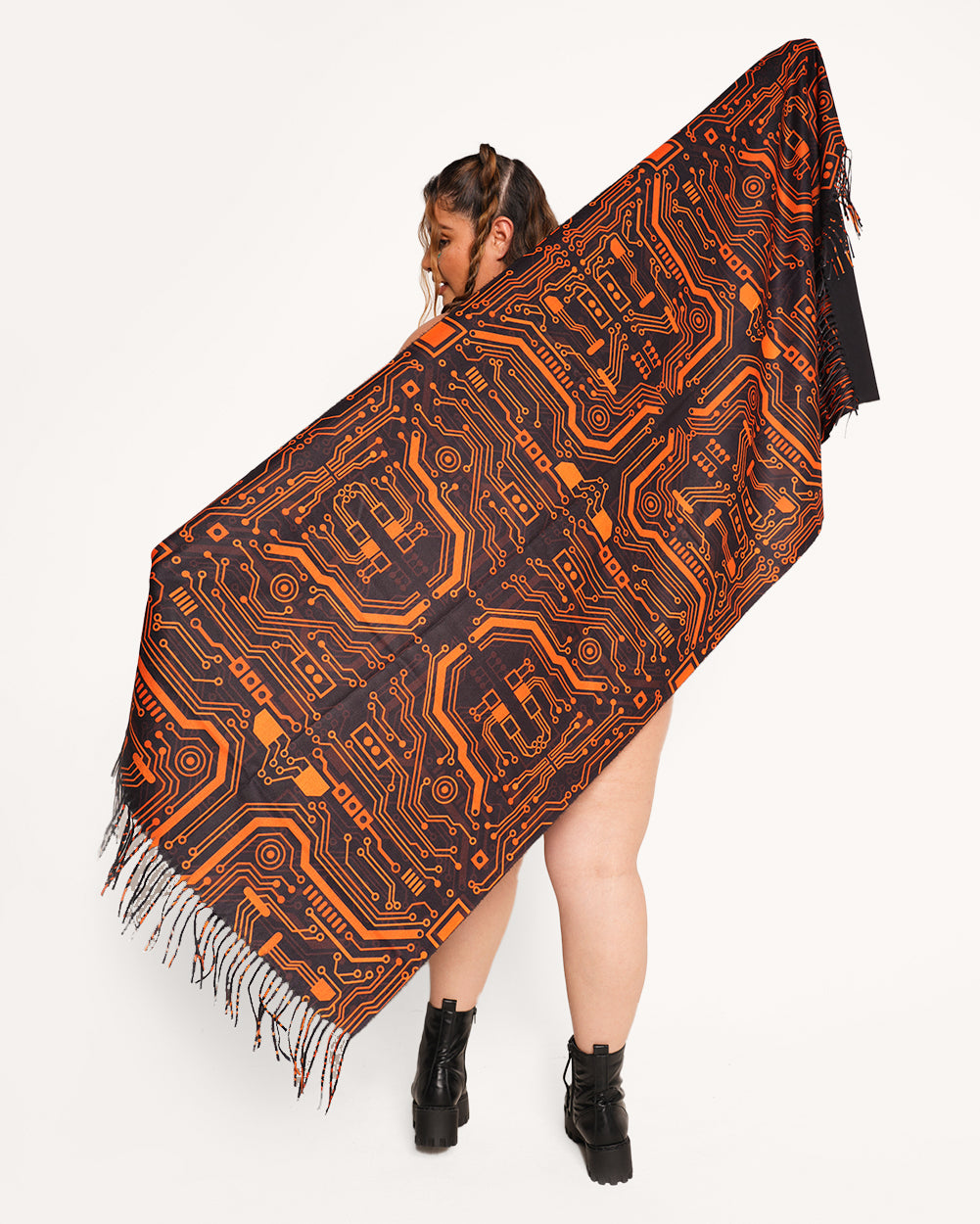 Electro Techno Pashmina-Black/Orange-Curve1-Back--Daniella---1X