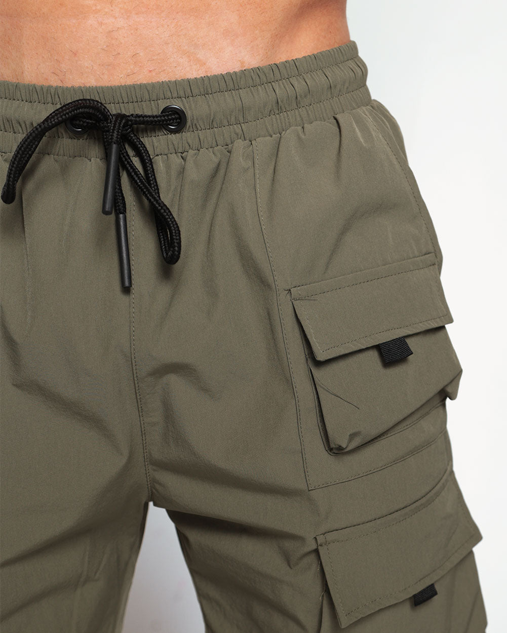 Falling Further Shorts-Olive-Regular-Detail--Eric2---L