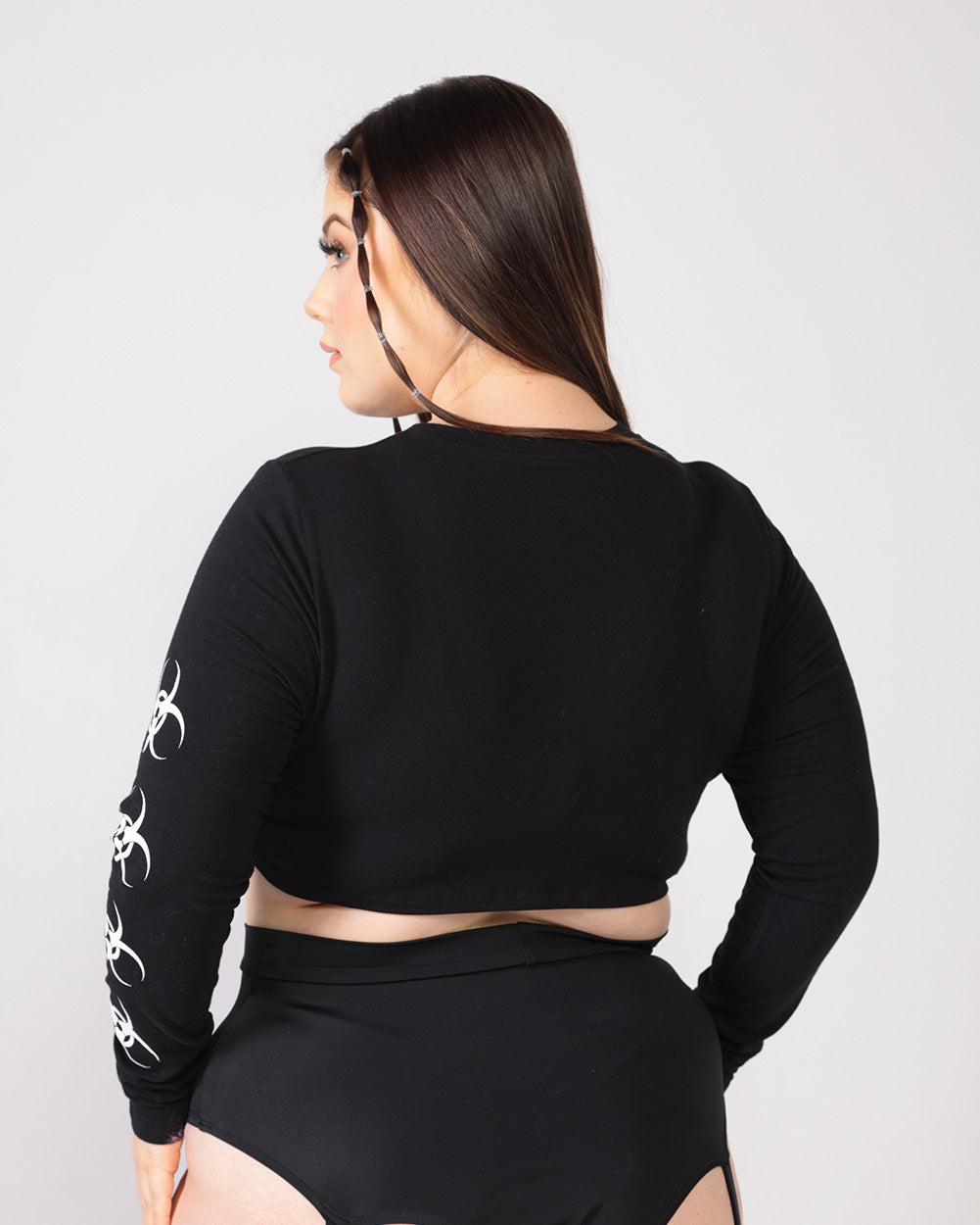 Hardstyle Hottie Long Sleeve Crop Top-Curve1-Black/Green/White-Back--Milani---1X