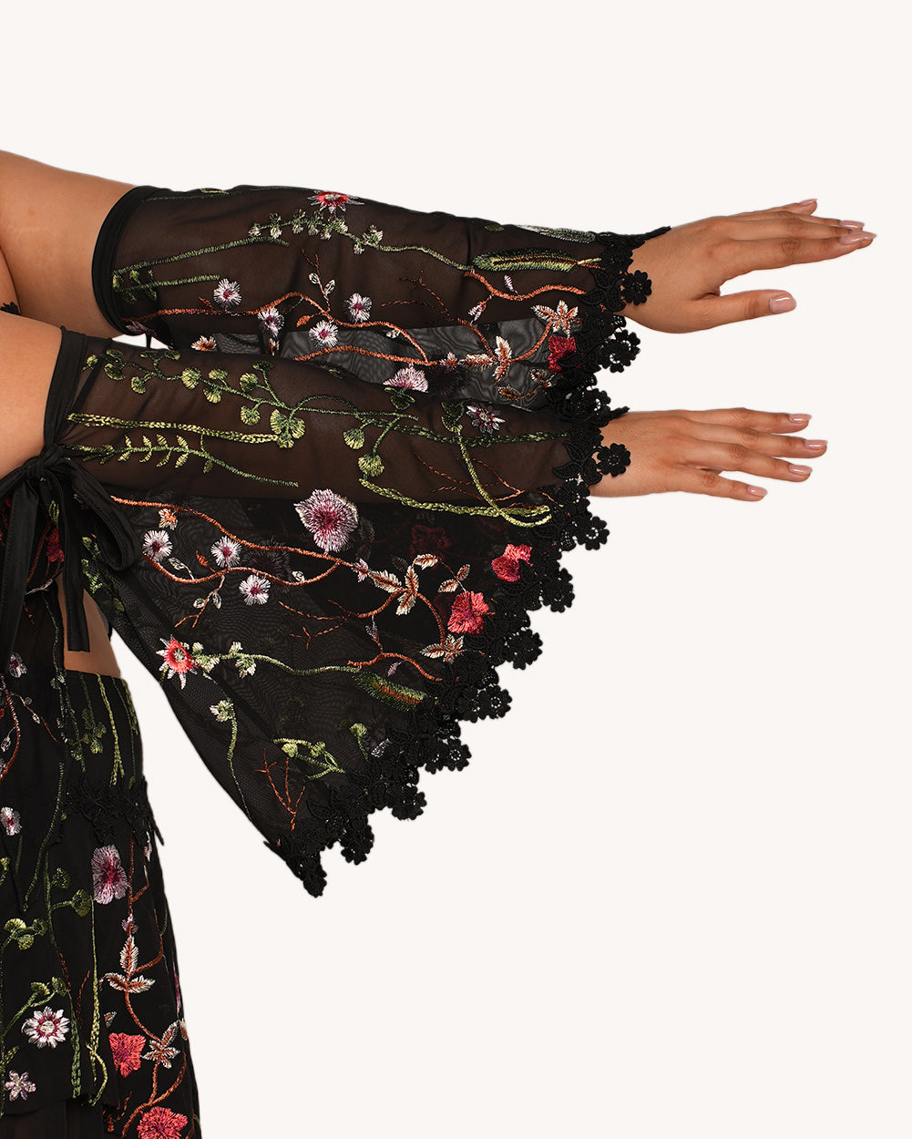 Lace Flowerfields Sleeves - Image 34678120218807