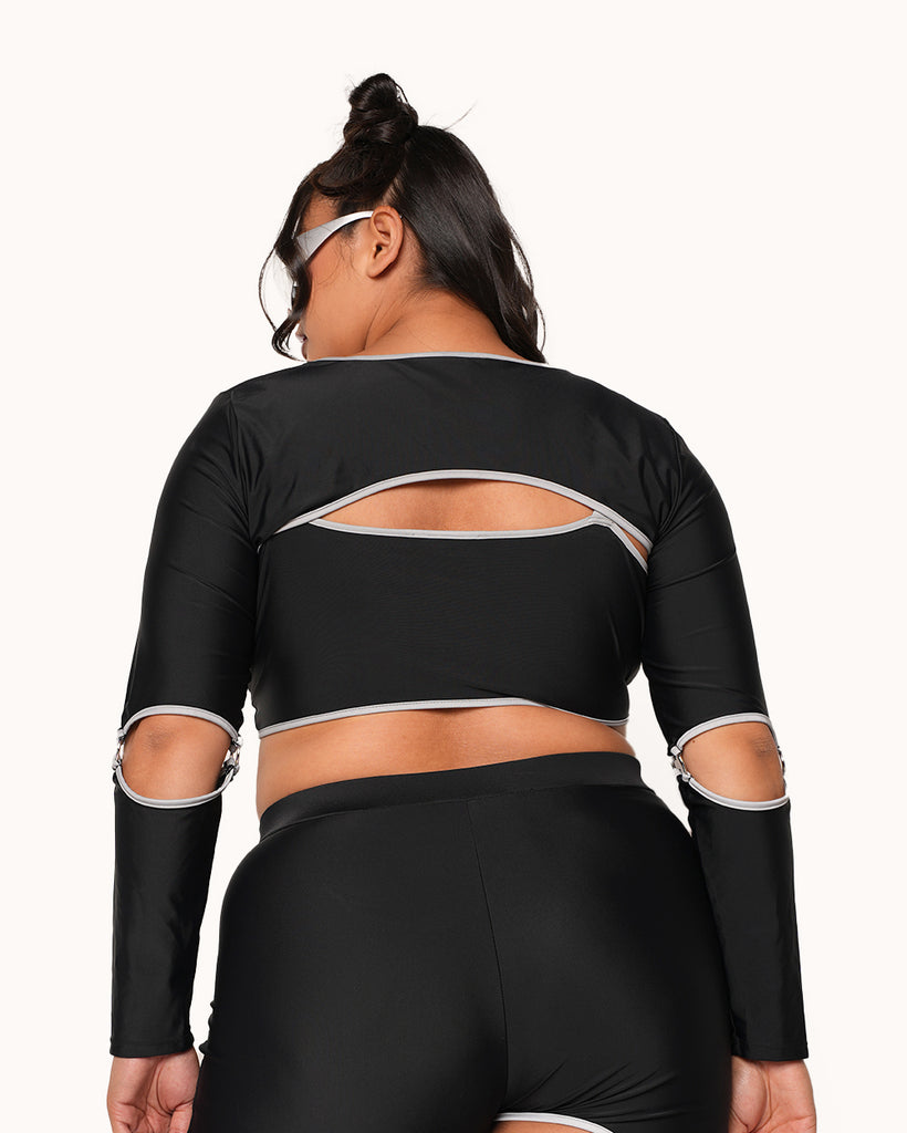 Lightning Strike Ultra Crop Top-Black/White-Curve1-Back--Anyssa---1X