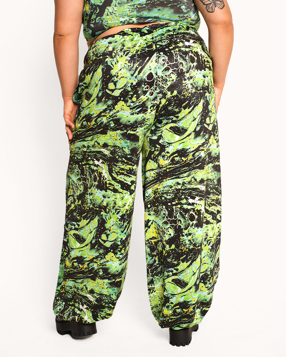 Liquid Toxin Harem Pants-Black/Neon Green-Curve1-Back--Daniella---1X