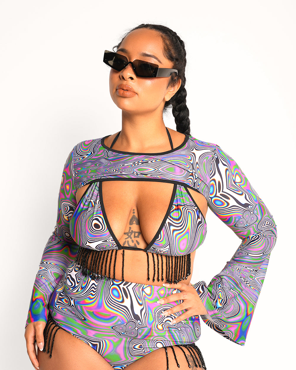 Nostalgia Ultra Crop Top-Black/Blue/White-Curve1-Front--Cassie---1X