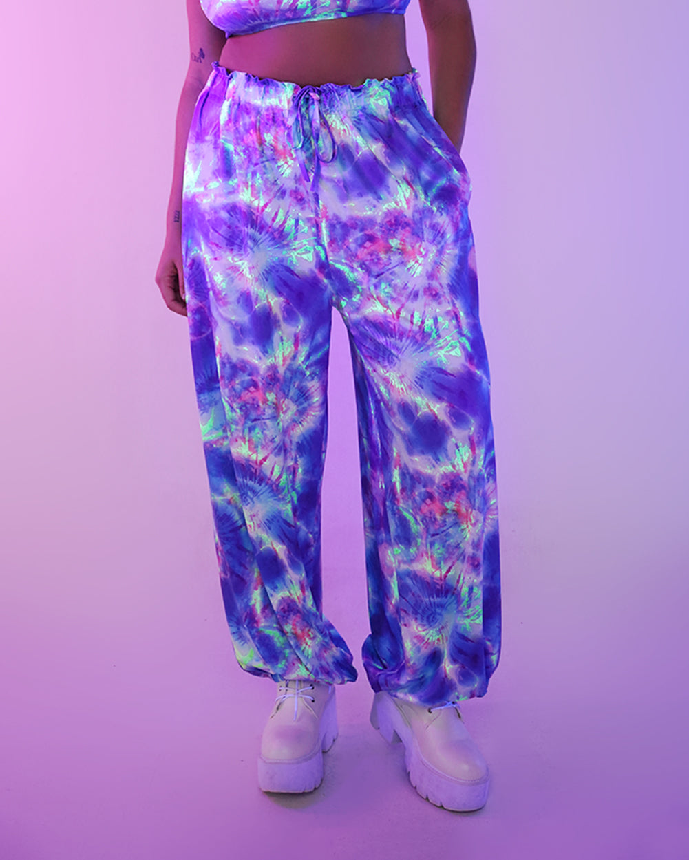 Ocean Waves Harem Pants-Blue/Purple/White-Curve1-UV--Makayla3---1X