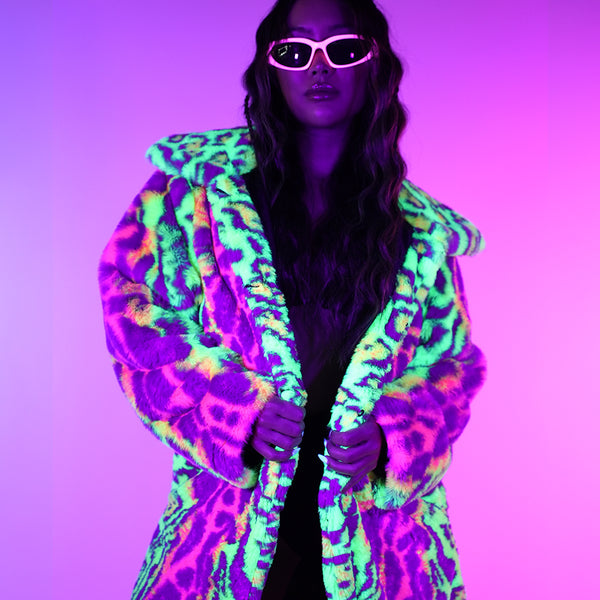 Party animal faux fur coat for festival fashion