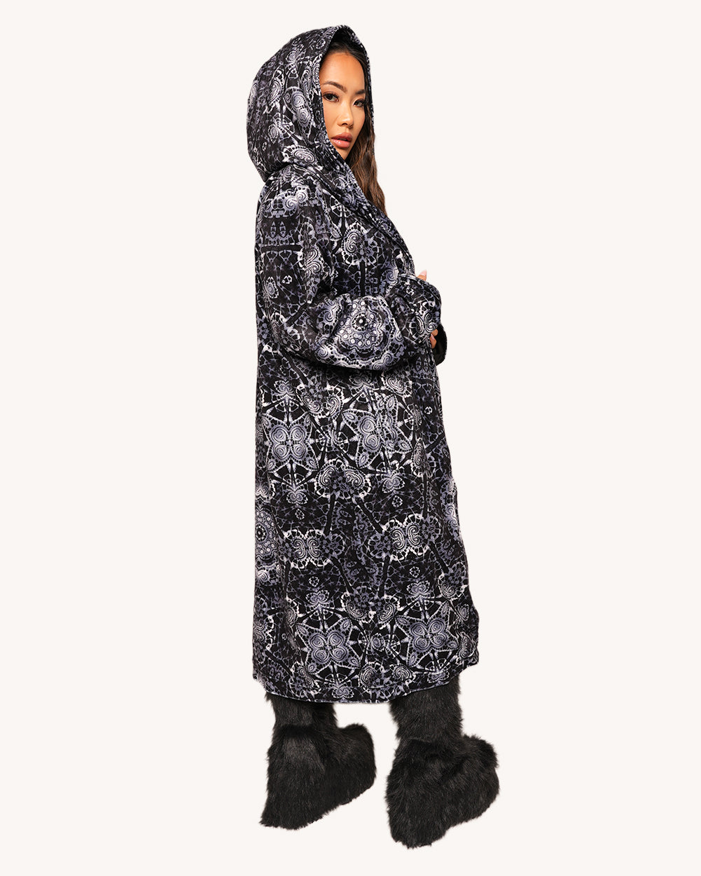 The Seeing Spiral Robe - Image 34261346549943