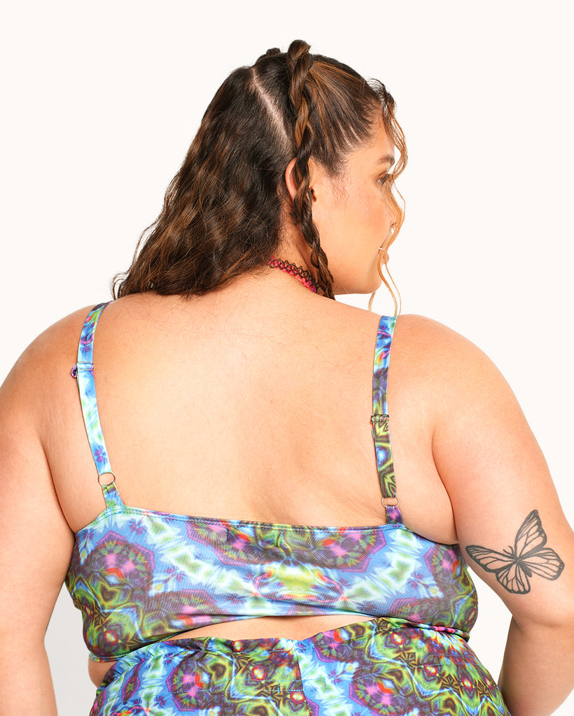 Twilight Trance Cami Top-Blue/Green/Pink-Curve1-Back--Daniella---1X