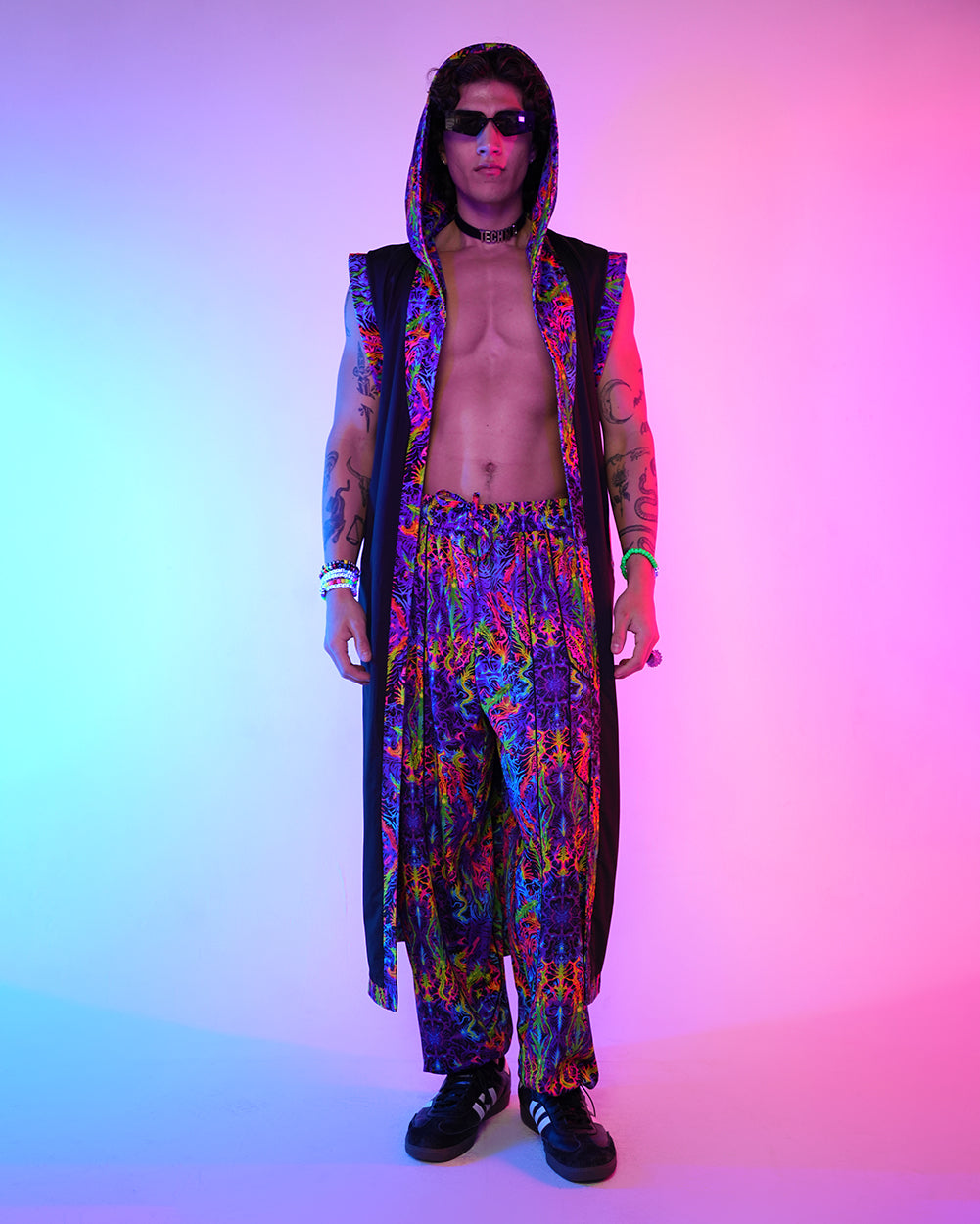 Pixxie Stixx x iHR PsyTrip Dancefloor Master Cloak
-Black/Blue/Pink-Regular-Front 2--Aden---L