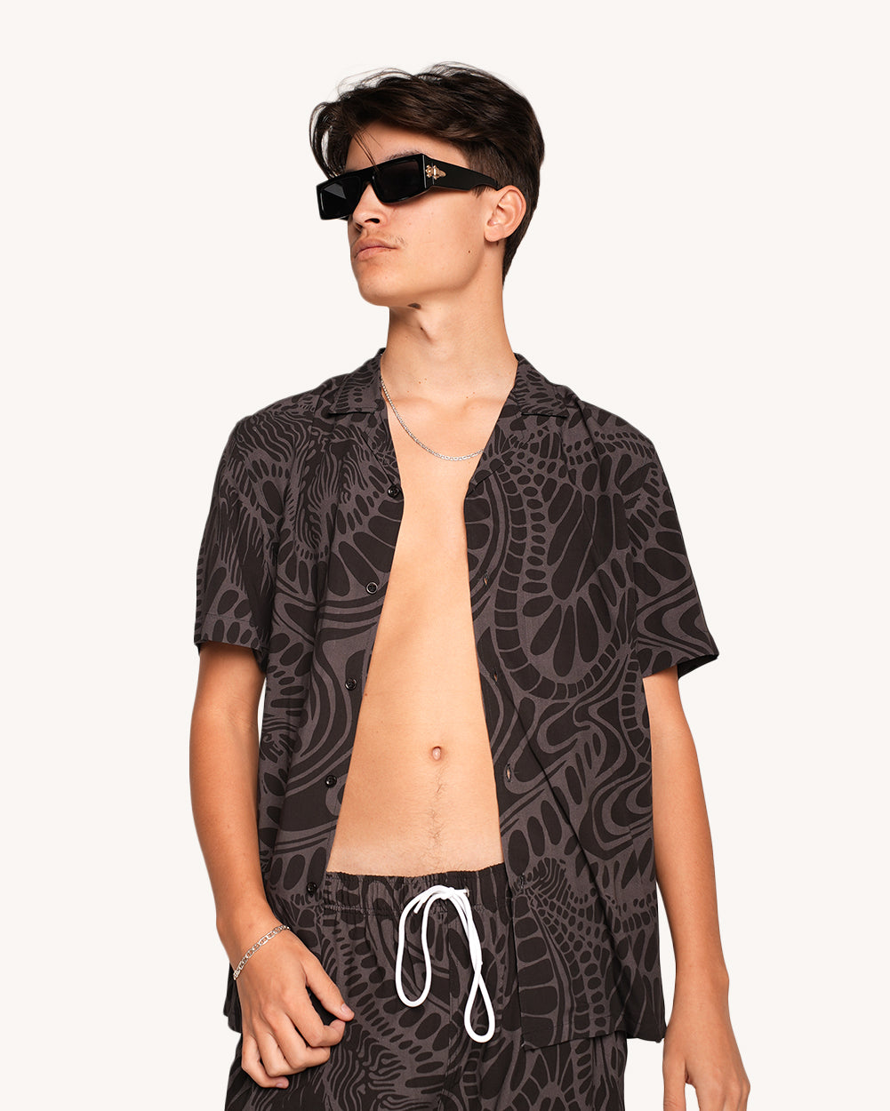 Wormhole Camp Shirt - Image 35088025354423