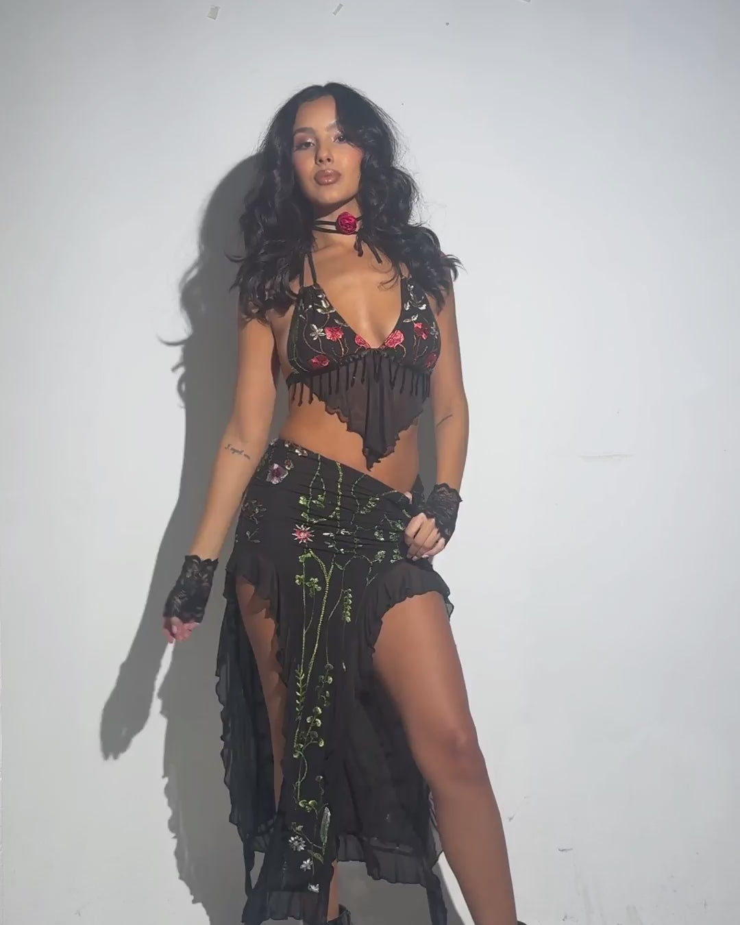 Lace Flowerfields Stretch Beaded Halter Top - Image 34839915954359