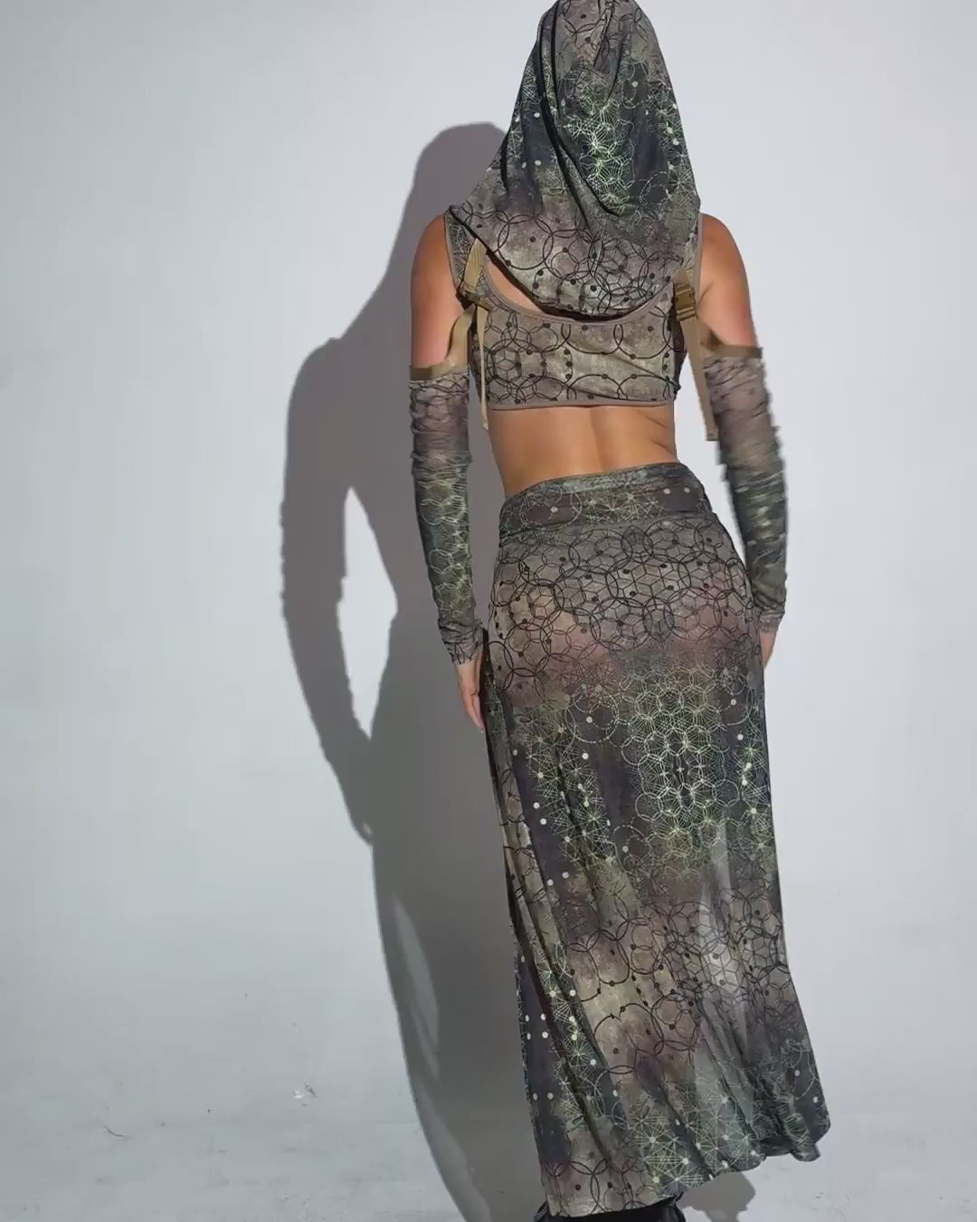 Raptor's Wake Dress - Image 33557638512823