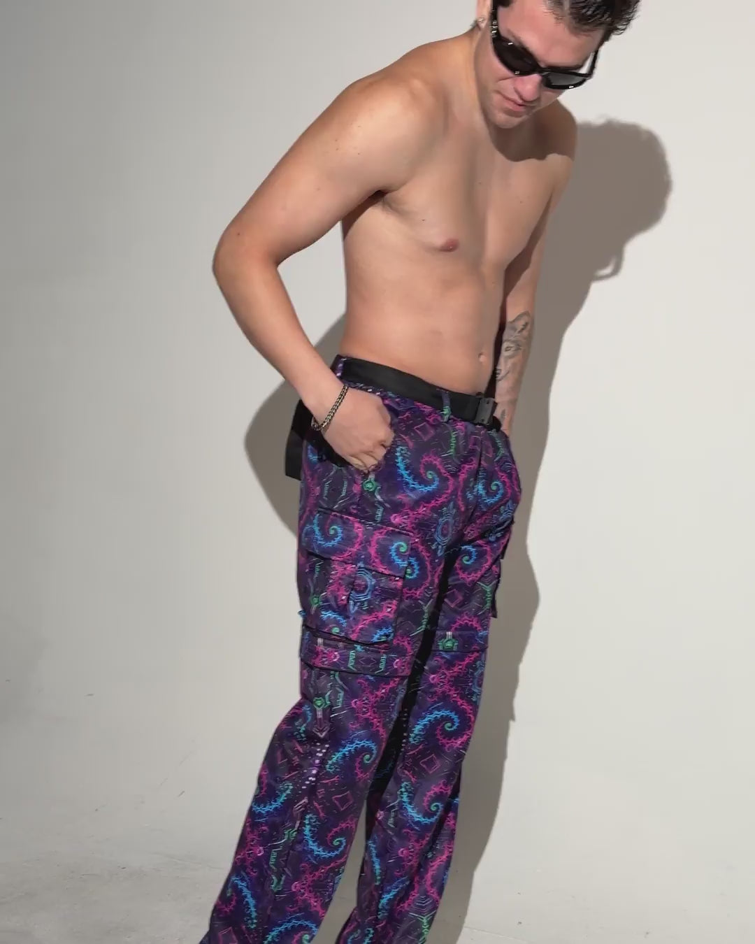 Hypernova Cargo Pants - Image 71090181701815