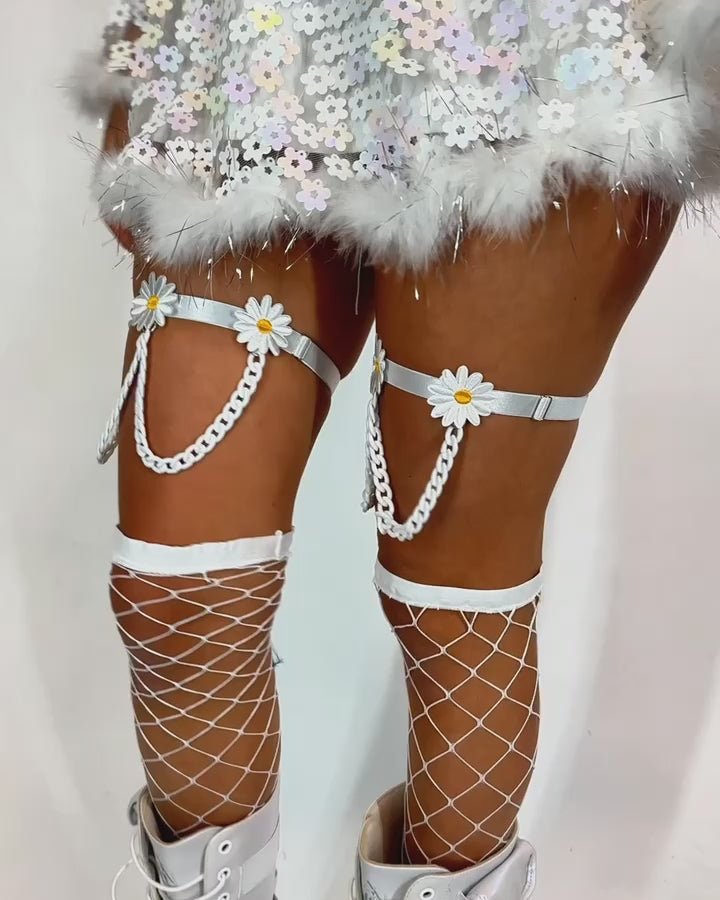 Bare Blossom Chain Leg Garters Pair-White-Regular-allskus